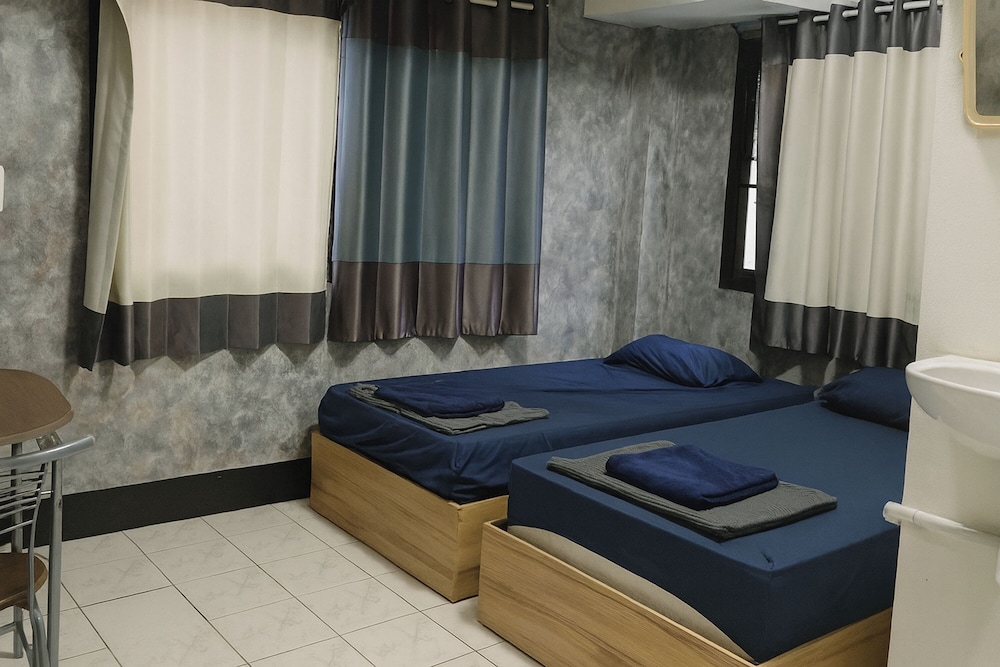 Satop Travelers Guesthouse