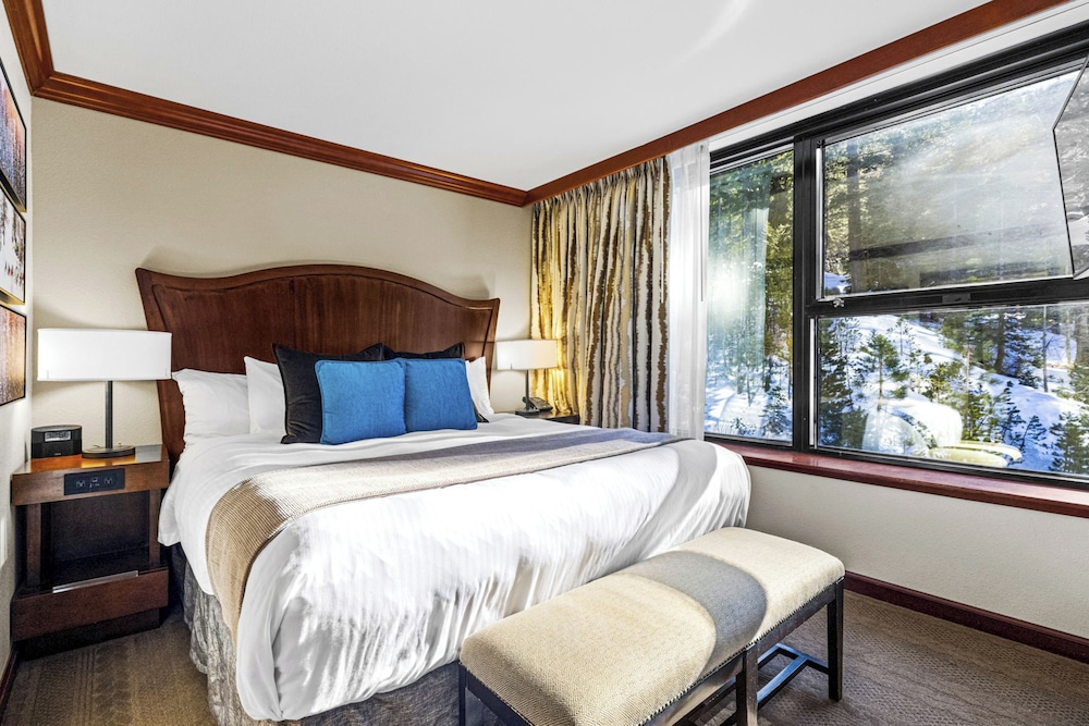 Valley View Condo w/ Resort Amenities