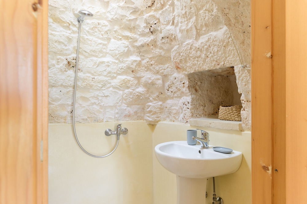 Trullo Puspo by Wonderful Italy