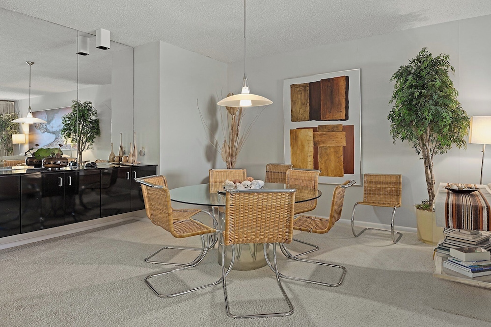 Romar House by Southern Vacation Rentals
