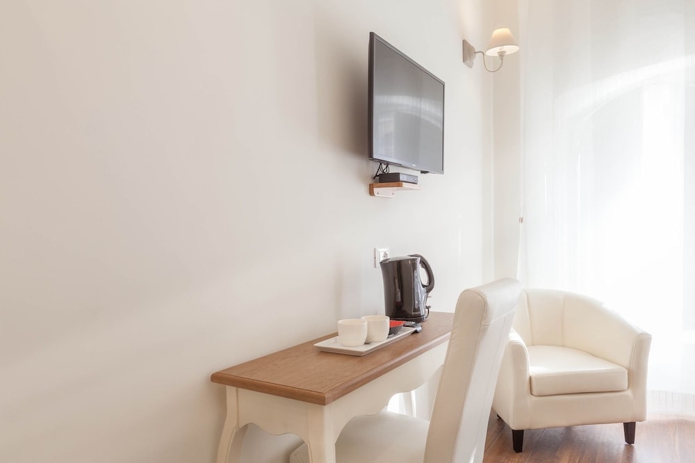 Donna Margherita Rome Suite & Rooms