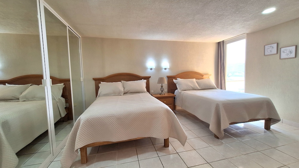 Ocean view 2BR Condo downtown Cozumel