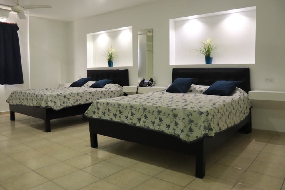 Hotel Esmeralda Guest House