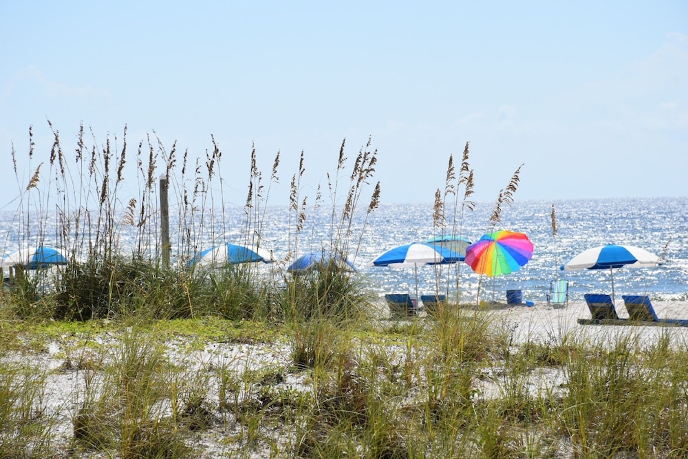 Island Sunrise Condos by Hosteeva