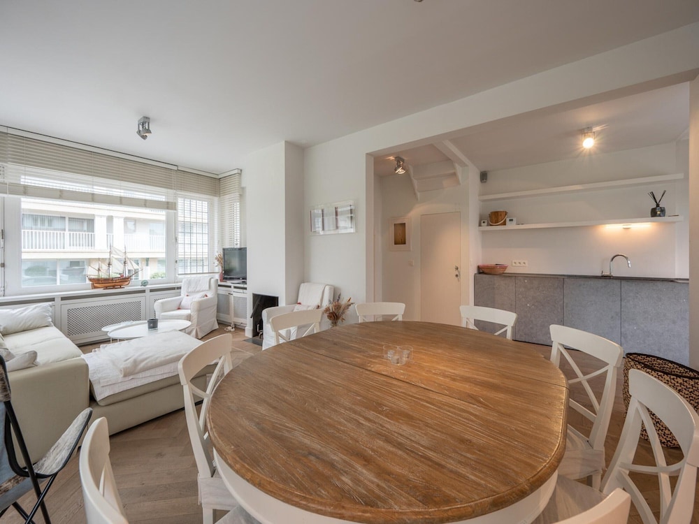 Villa in Knokke Near Alberstrand Beach