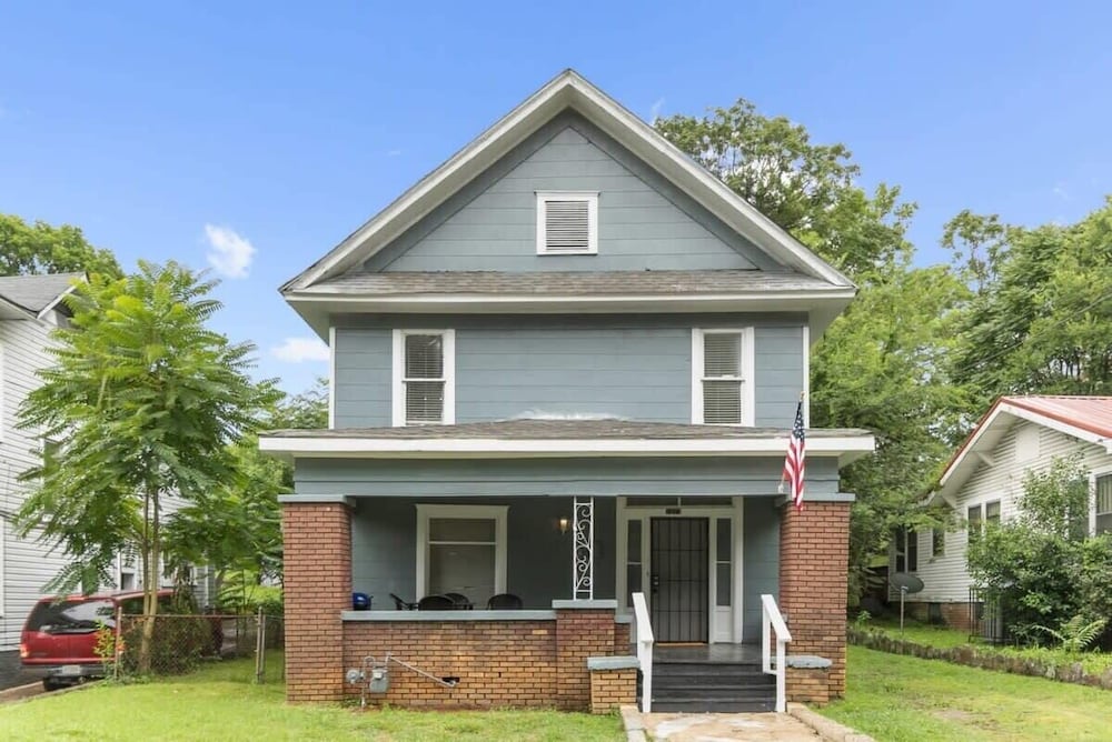 29th Street Ensley Heights Hideaway 1