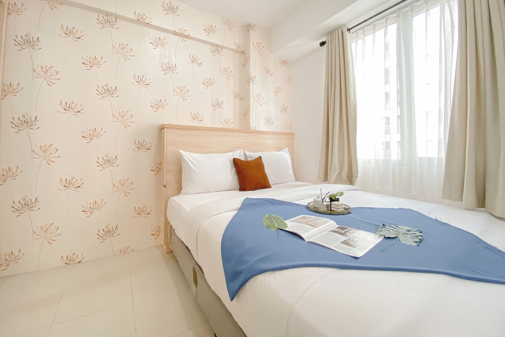 Well Furnished 2BR at Bassura City Apartment