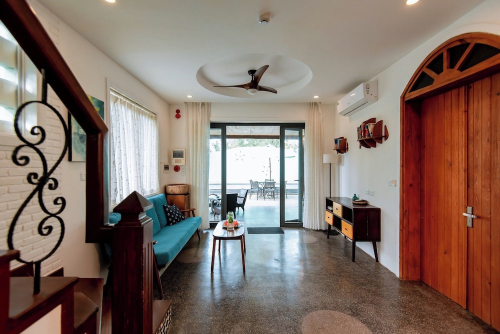 An Bang Beachside Boutique Homes & Villas