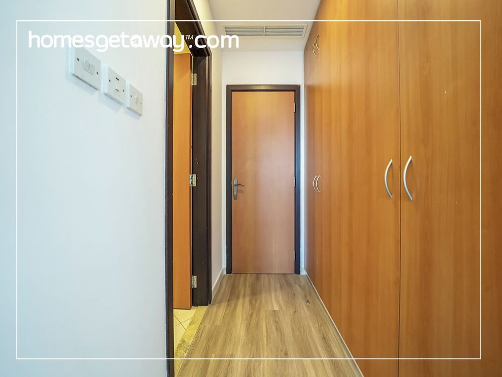 Spacious 4BR in Horizon Tower Marina