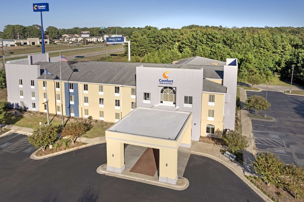Ruston Vacations - Comfort Inn  Suites Ruston-East - Property Image 5