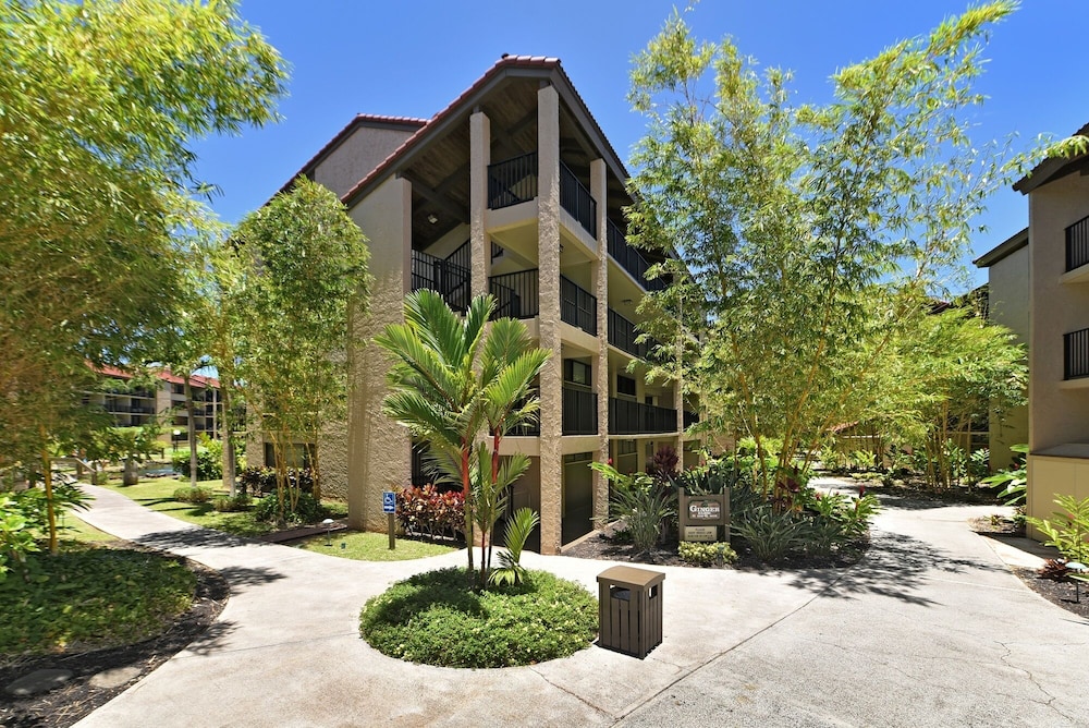 Papakea #g103 2 Bedroom Condo by RedAwning