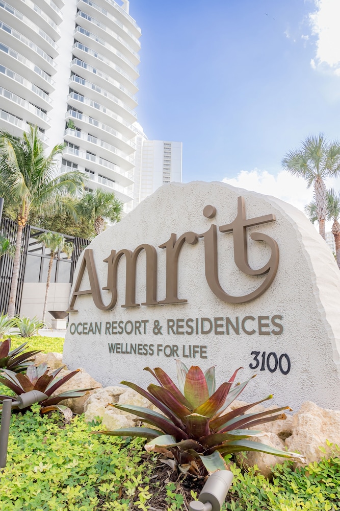Private Condos at Amrit Ocean Resort