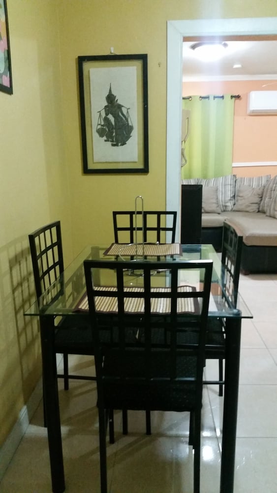 The Oasis at Oaklands Apartment 2