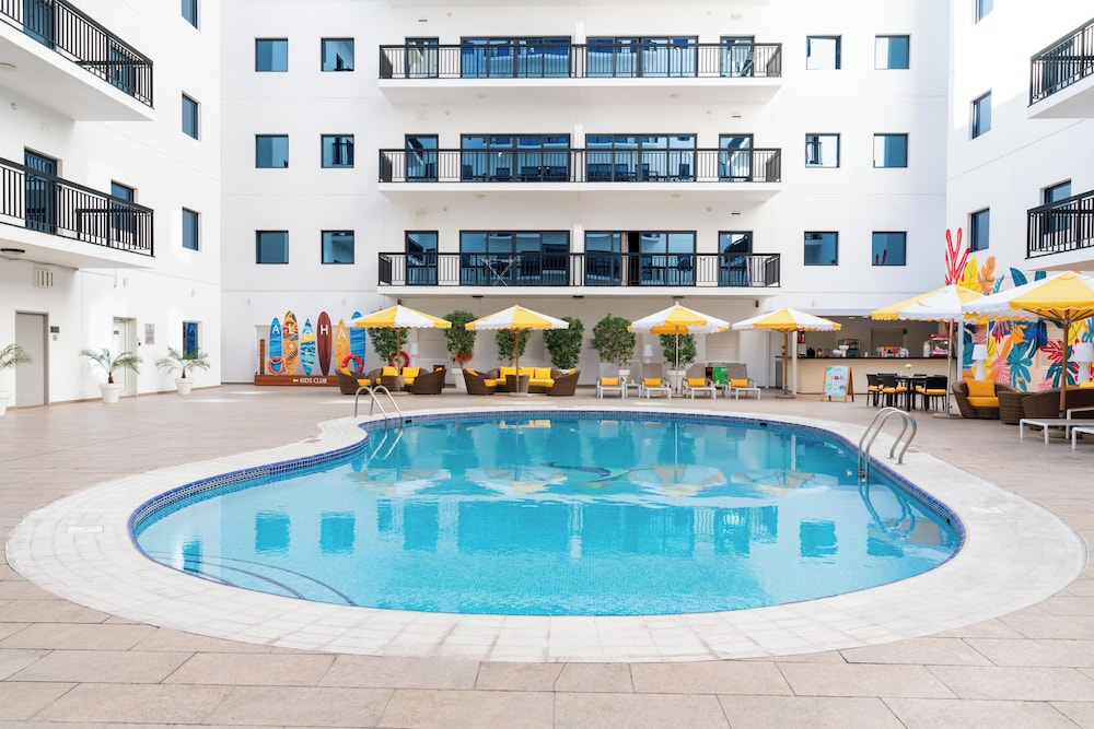 Golden Sands 10 Hotel Apartments