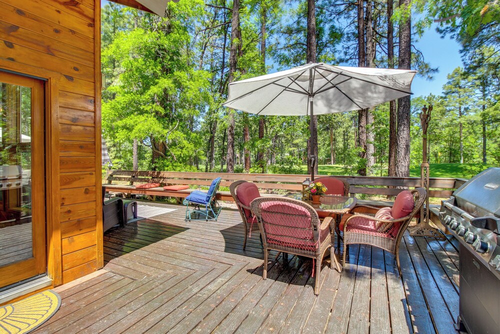 Pinetop Cabin w/ Golf Course Patio on 8th Green! view 3