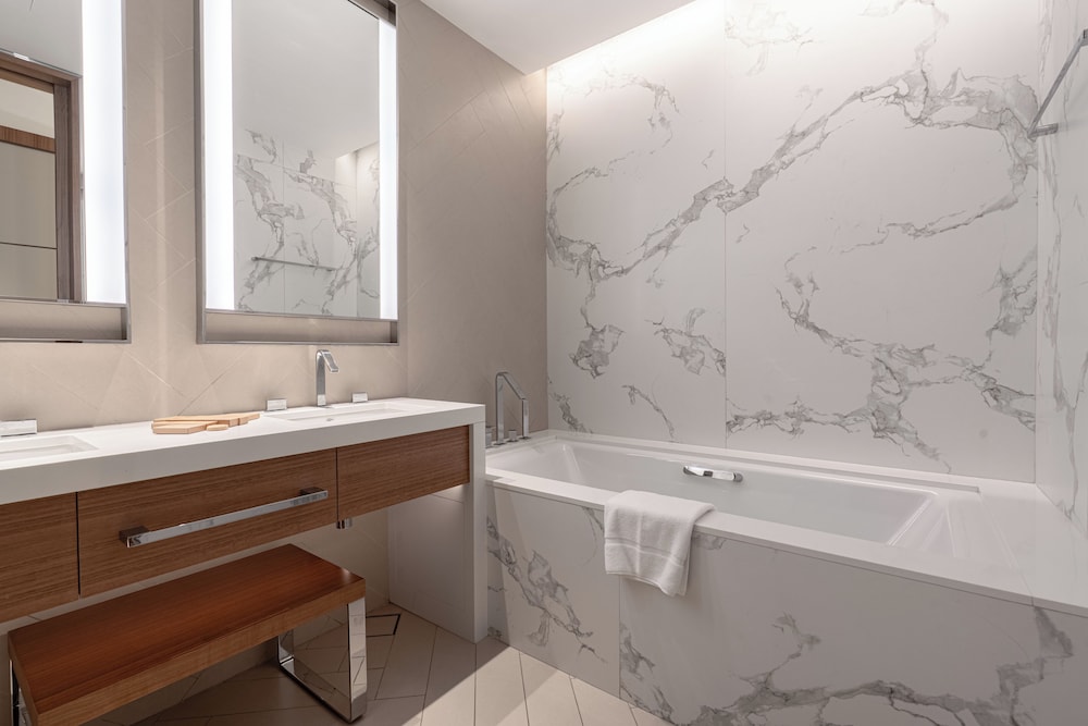 Address Opera Residences - Downtown