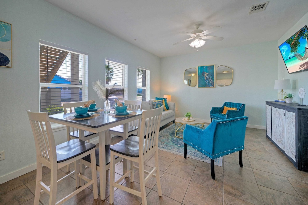 6 Condos in Costa Bahia Sleeps 40 + Prime Location, Golf Cart Zone