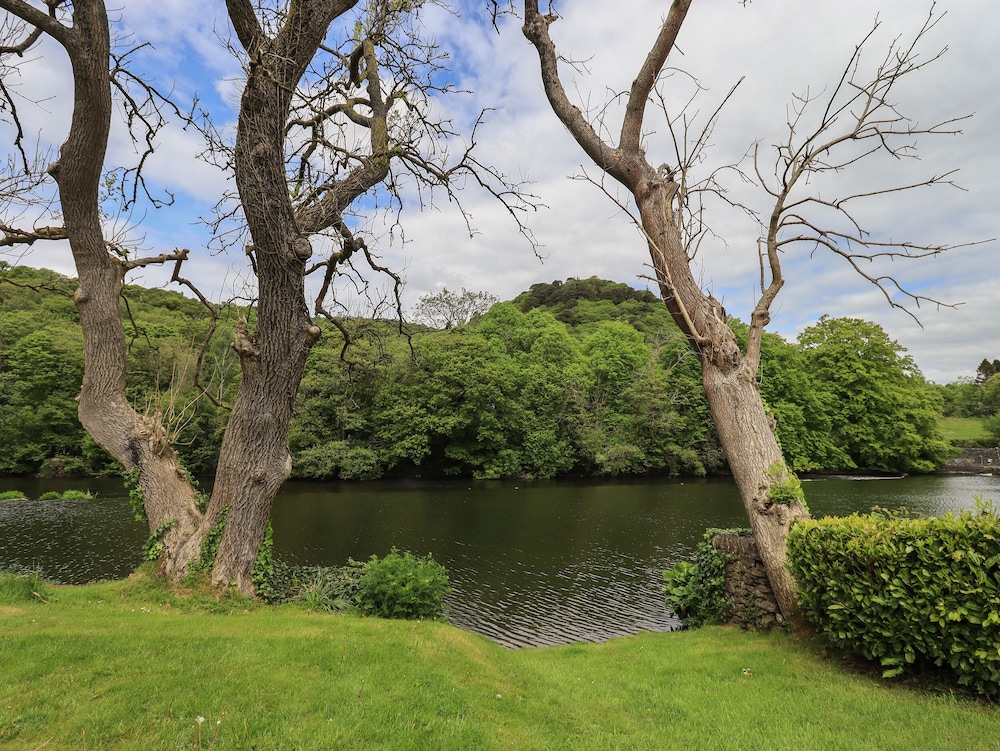 Newby Bridge House