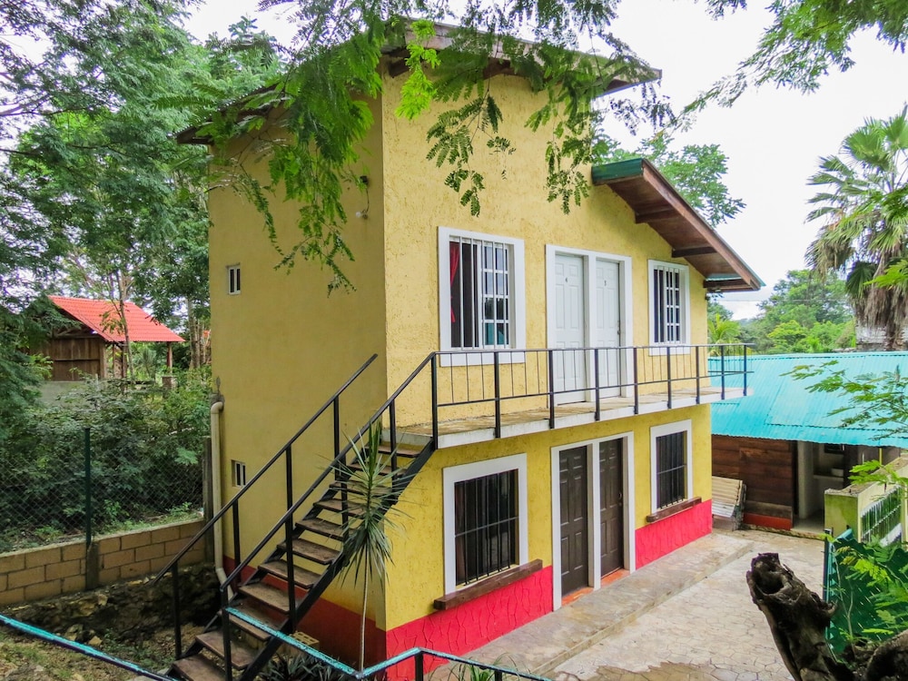 Hotel y cabañas Xanfari