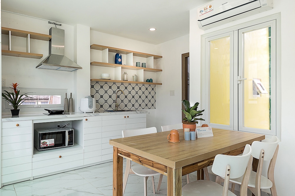 Cozrum Homes May's House