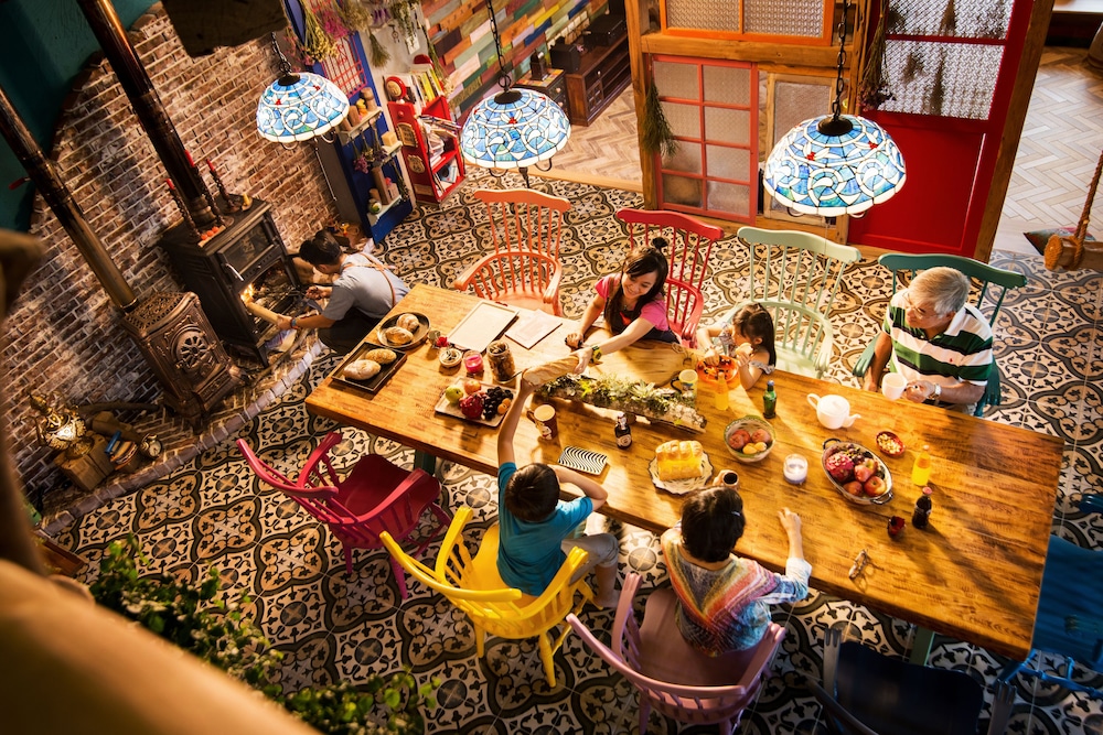Fly Inn Yilan