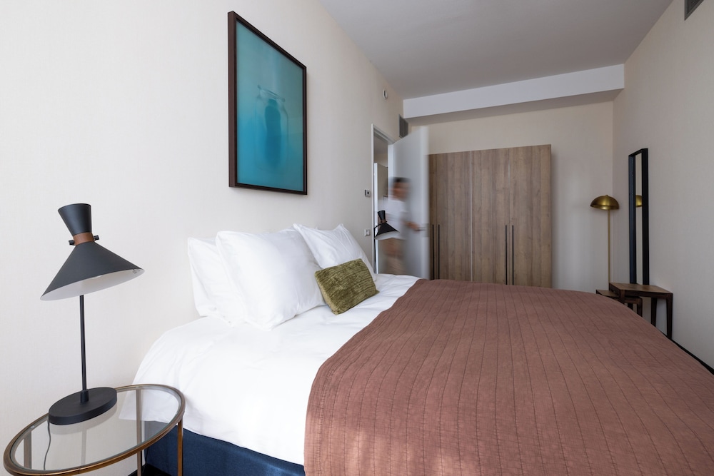 De Plesman Hotel The Hague 2