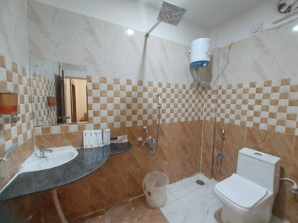 Hotel MJR - Free Pickup and Drop Temple, Sea Beach & Puri Railway Station