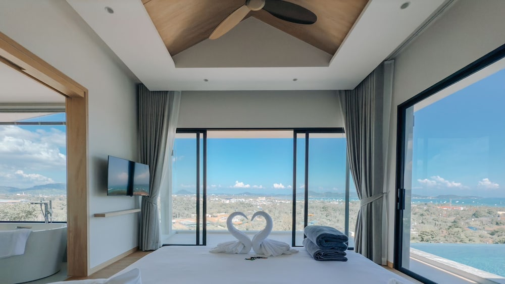 The Salin Seaview Villas