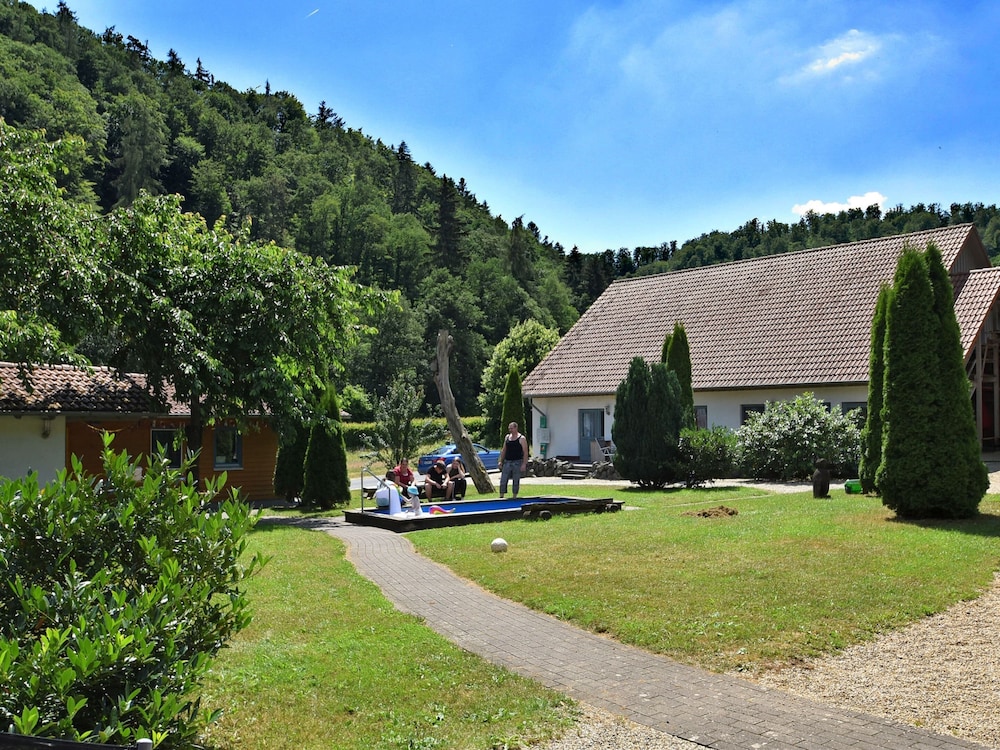 Photo 10