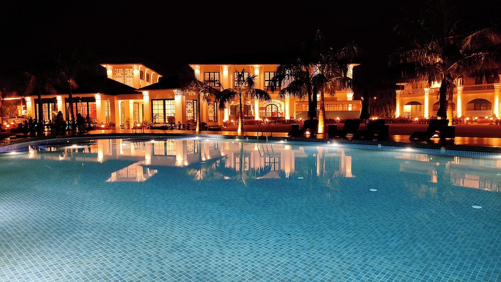 RESORT TITLI