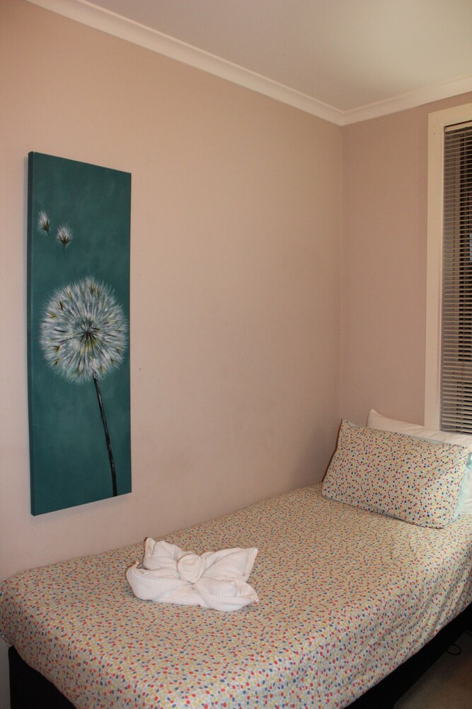 Australian Home Away at Box Hill 2 Bedroom