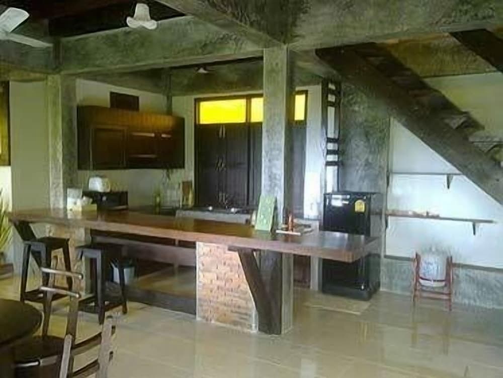Salad Villa