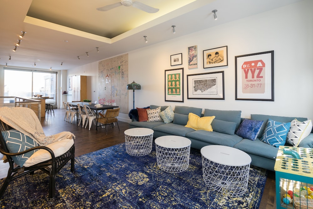 Applewood Suites - The Ossington Loft
