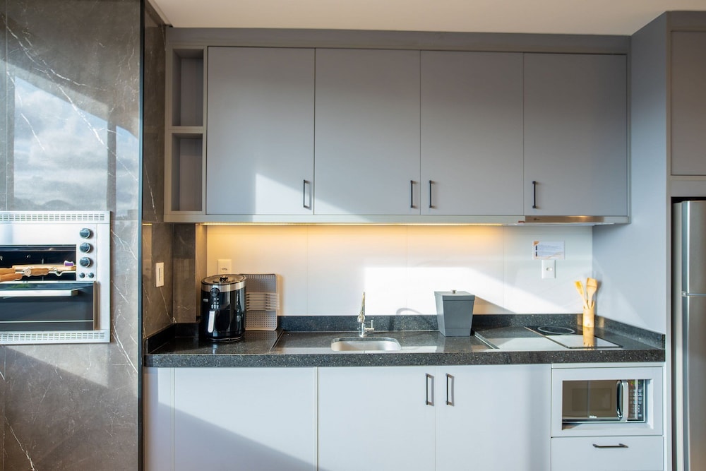 Elegance Residence