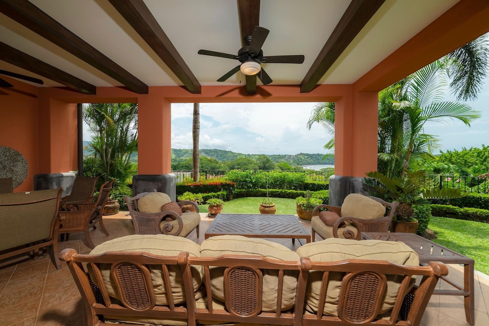 Montebello 1E 3 bed 3 Bath Ocean View