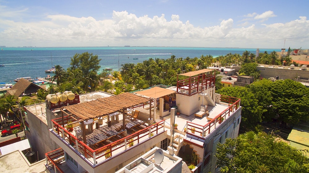 Hotel Sol Caribe - Image 1