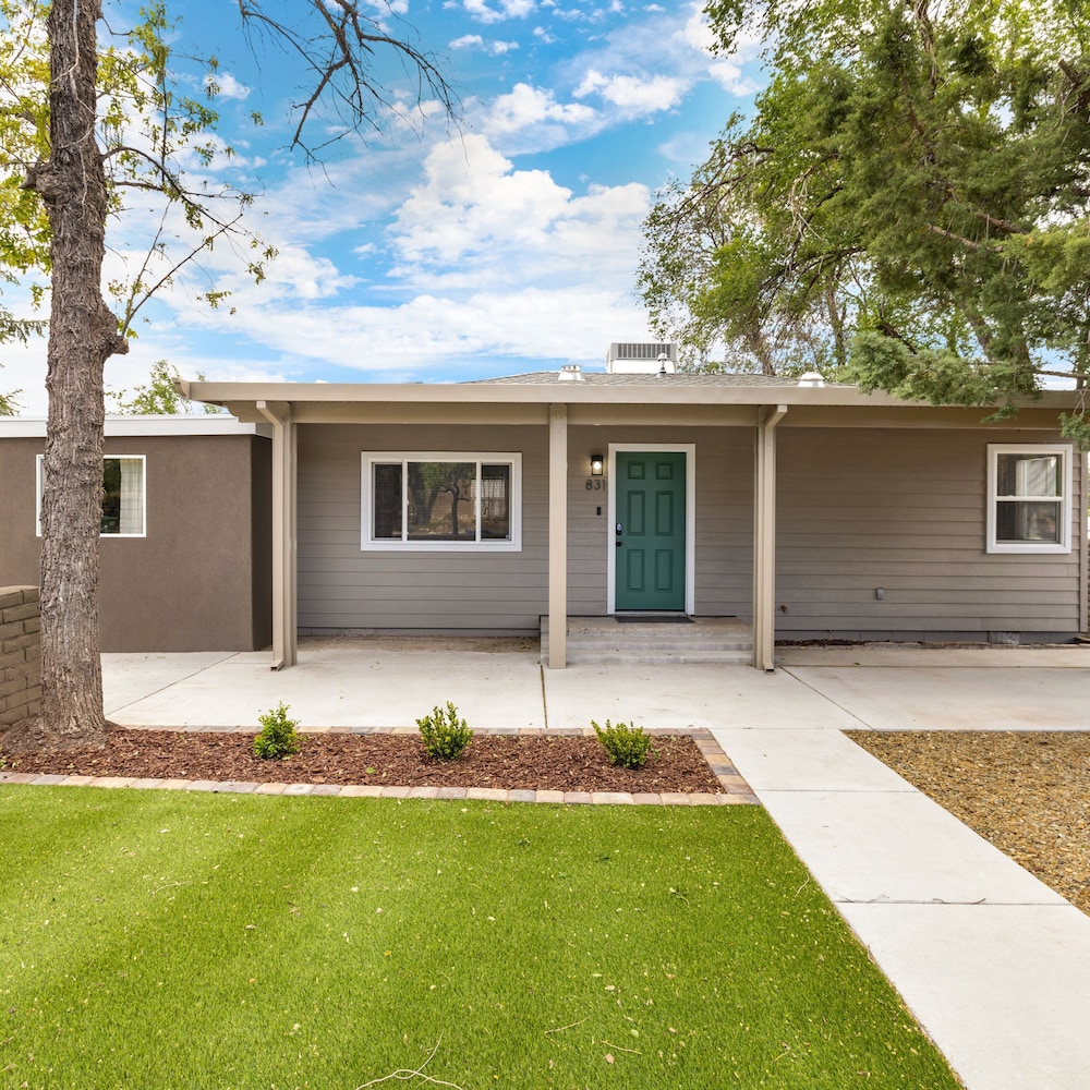 Prescott Family Friendly 3 Bedroom w Large Yard view 3