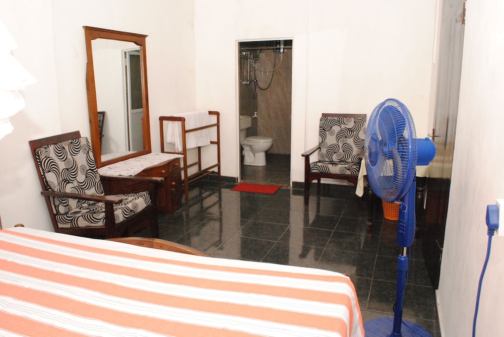 Kandy Shady Trees Villa