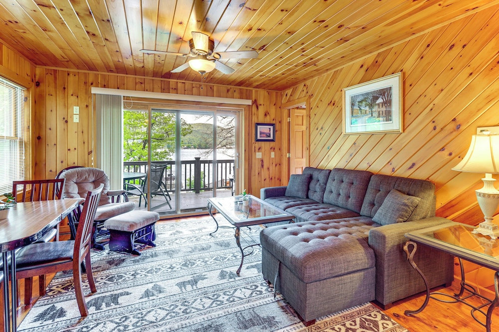 1 Mi to Village: Waterfront Oasis in Lake George!