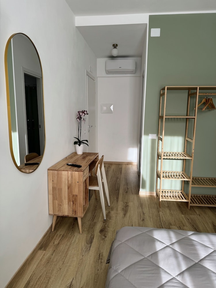 Riviera Smart Rooms