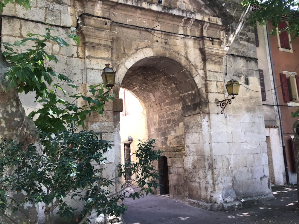 Photo 27