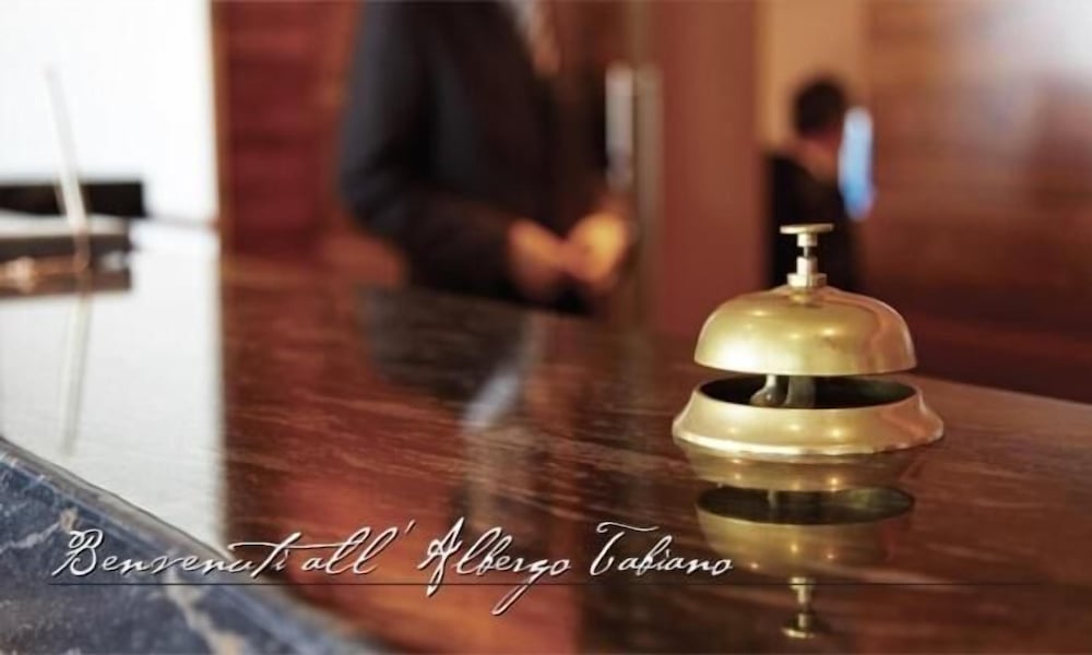 Lobby & Reception