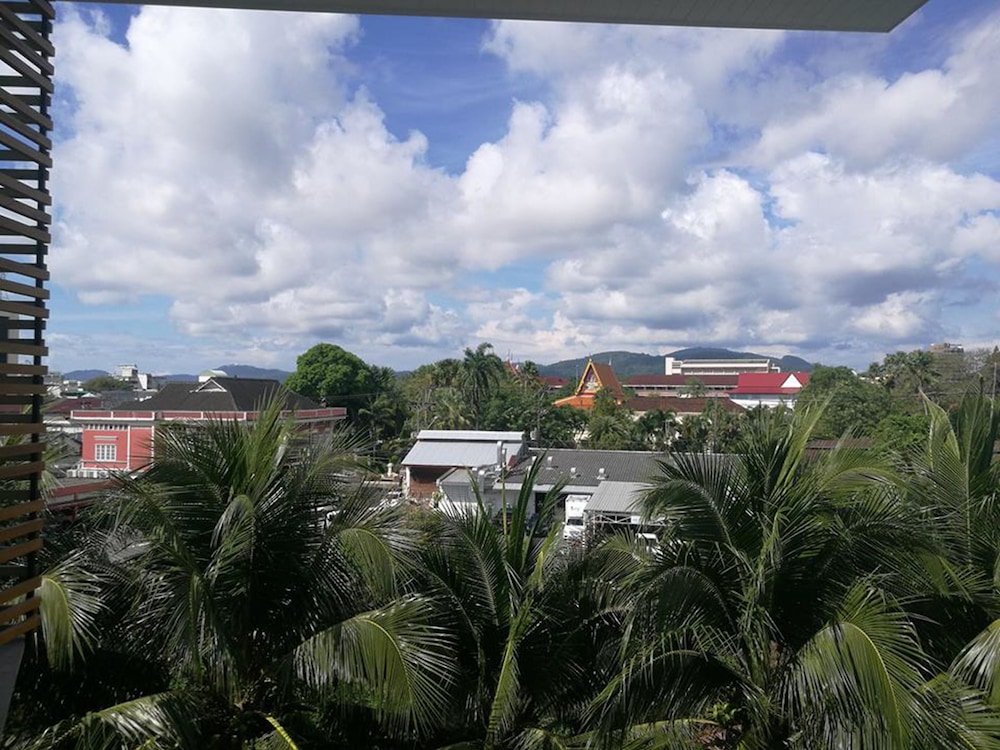 Book a Bed Poshtel - Hostel