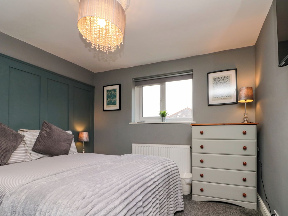 27 Westbourne Grove