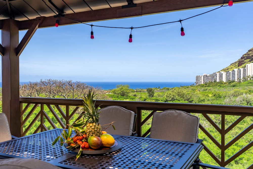 @ Marbella Lane - Mesmerizing Ocean + MT Views