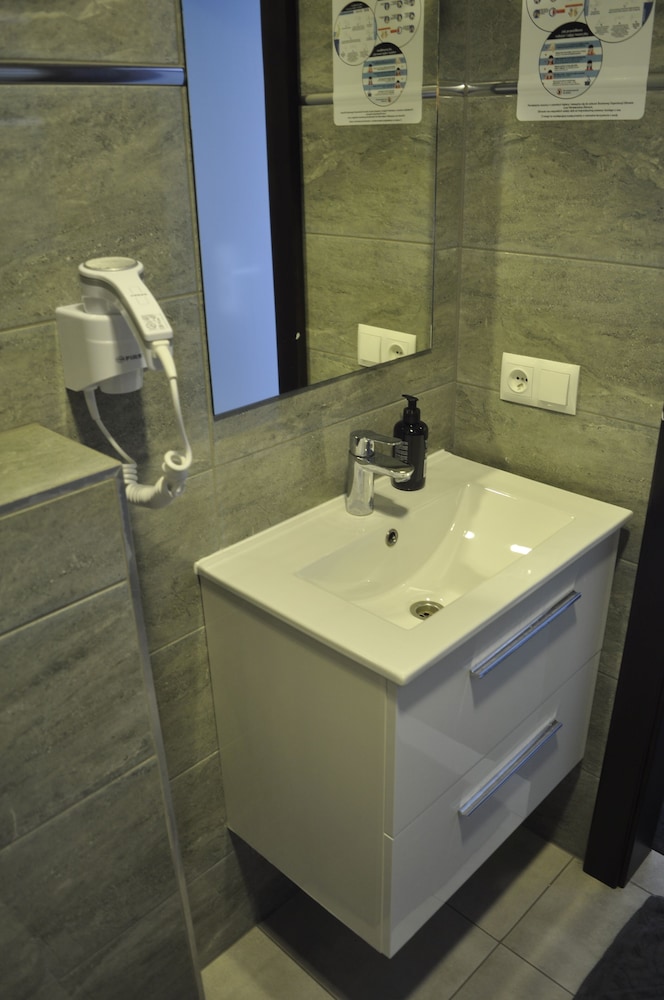 Photo 57