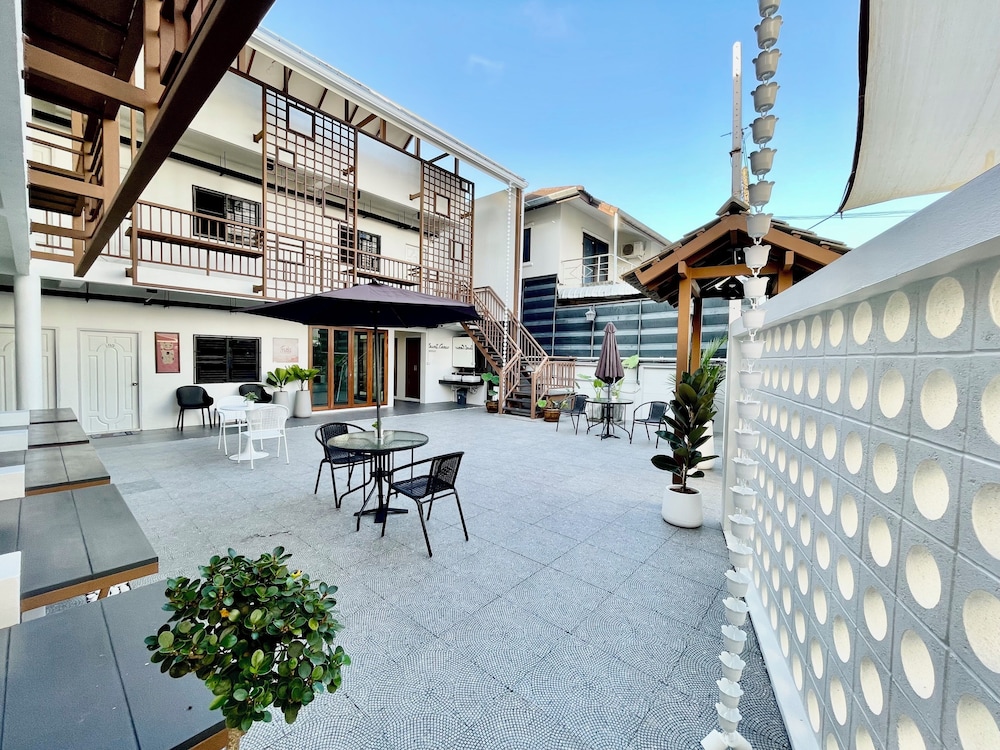 Secret Corner Boutique Hostel