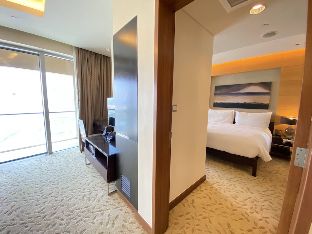 Lux BnB Address Dubai Mall Skyline Views