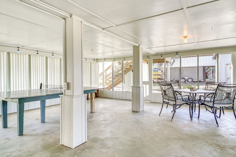 1 Mi to Cypremort Point: Waterfront Gem w/ Dock!