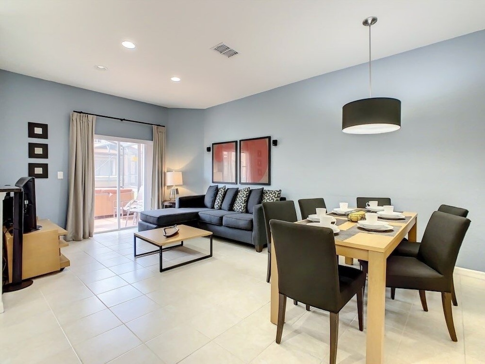 4br Home W Hottub In Regal Oaks Resort Near Disney 4 Bedroom Townhouse